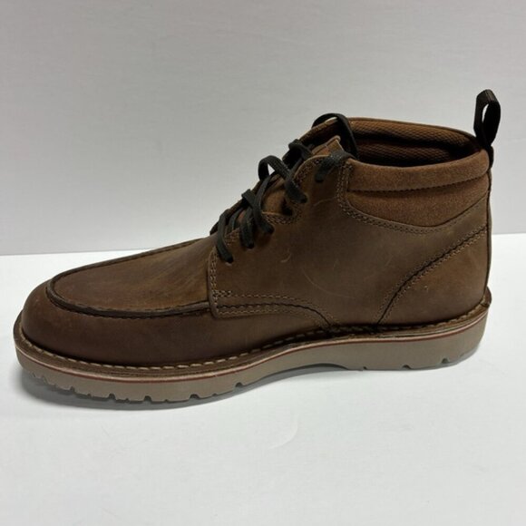 Clark’s Men’s Eastridge Brown Chukka Boots, Size 9 M